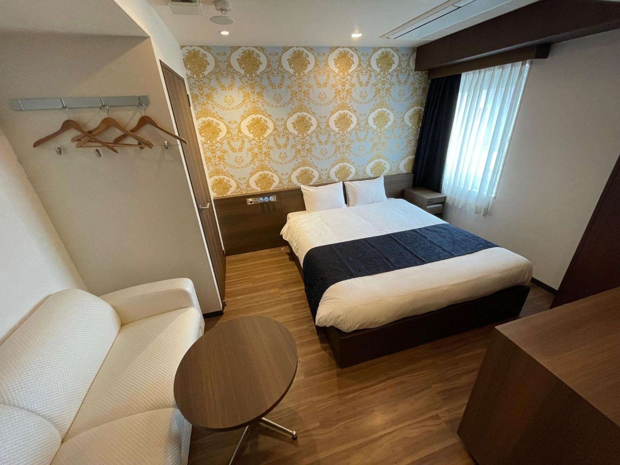 Hotel Vr Осака Екстер'єр фото