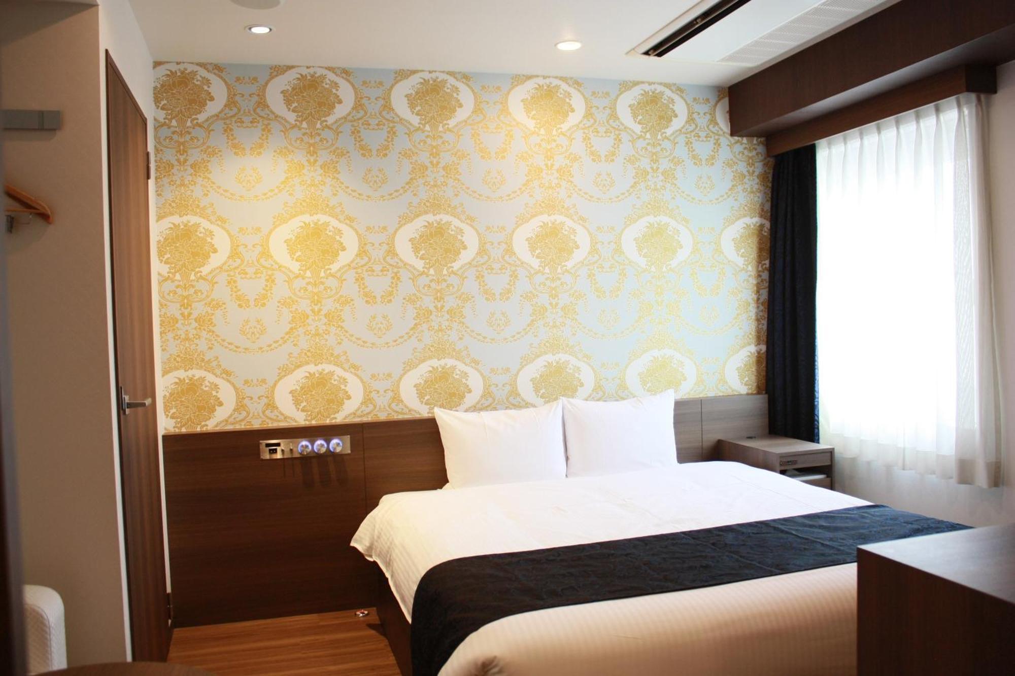 Hotel Vr Осака Екстер'єр фото